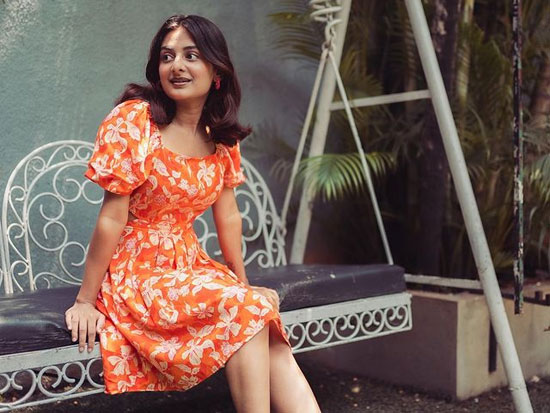 Delightful clicks Of Esther Anil In Floral Outfit